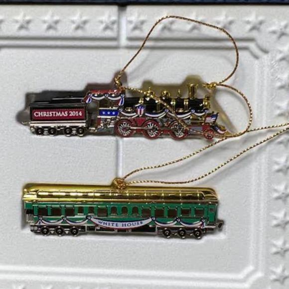 The White House Historical Association Christmas Ornament 2014 Train Set - Picture 3 of 5